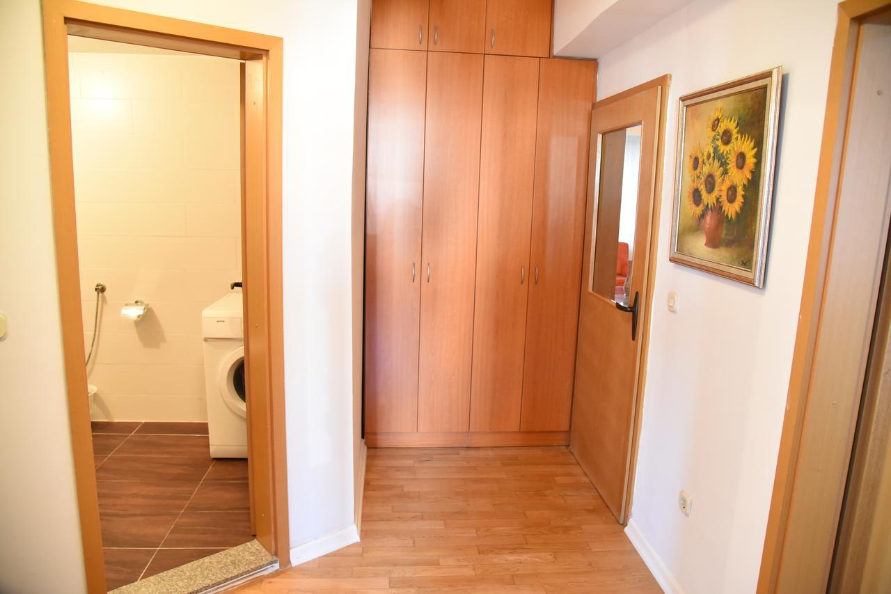 3 Bedroom Home With Parking Garage In The Heart Of Скопье Экстерьер фото